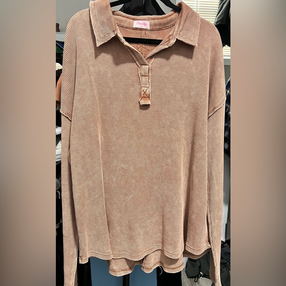 Women’s Pink Lily Waffle Knit Henley - Size XL